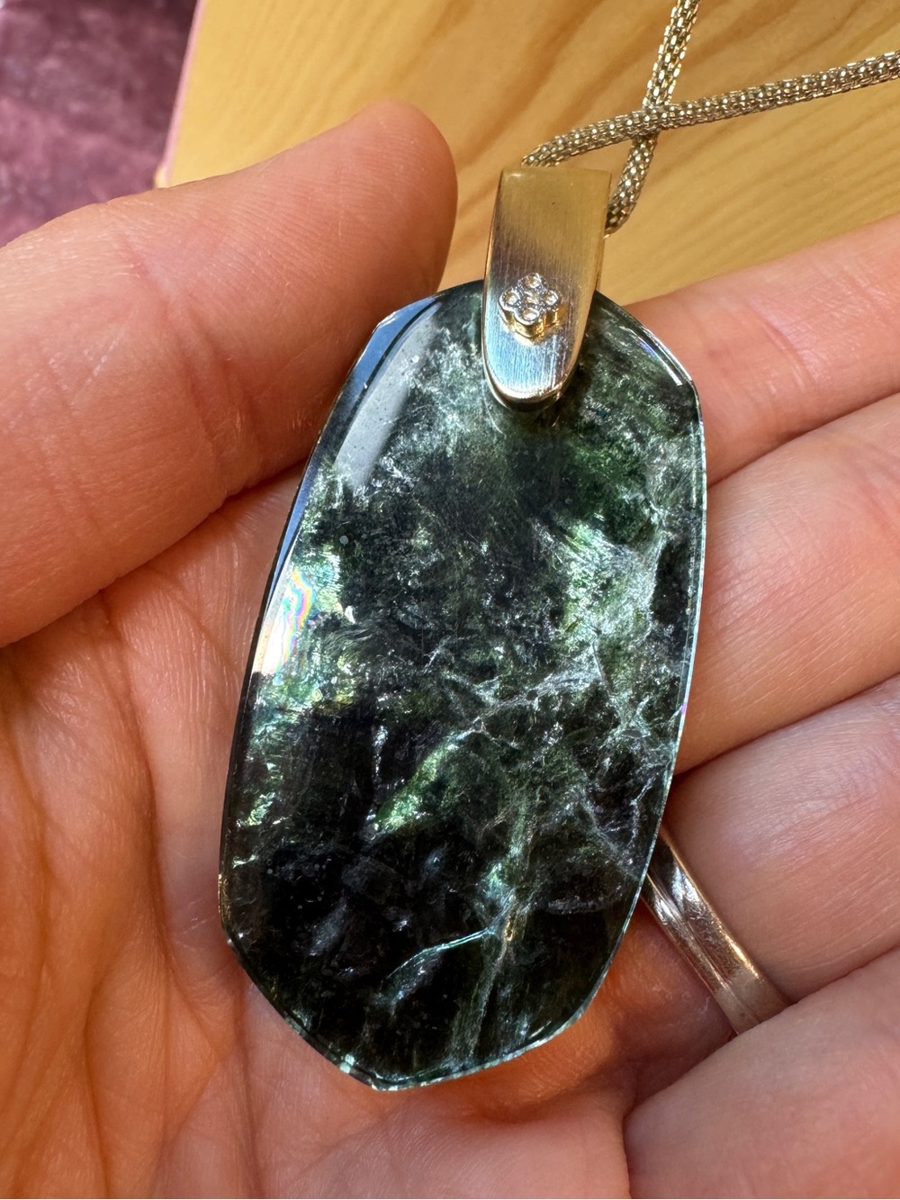 Kendra Scott Inez Gold Long Pendant Necklace In Sage Mica